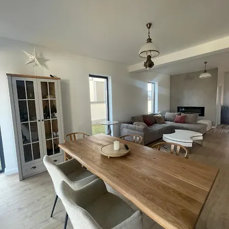 Cozy House Verona Airport Cluj 2 Km לינה וארוחת בוקר *